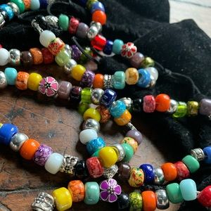 FRIENDSHIP BRACELETS